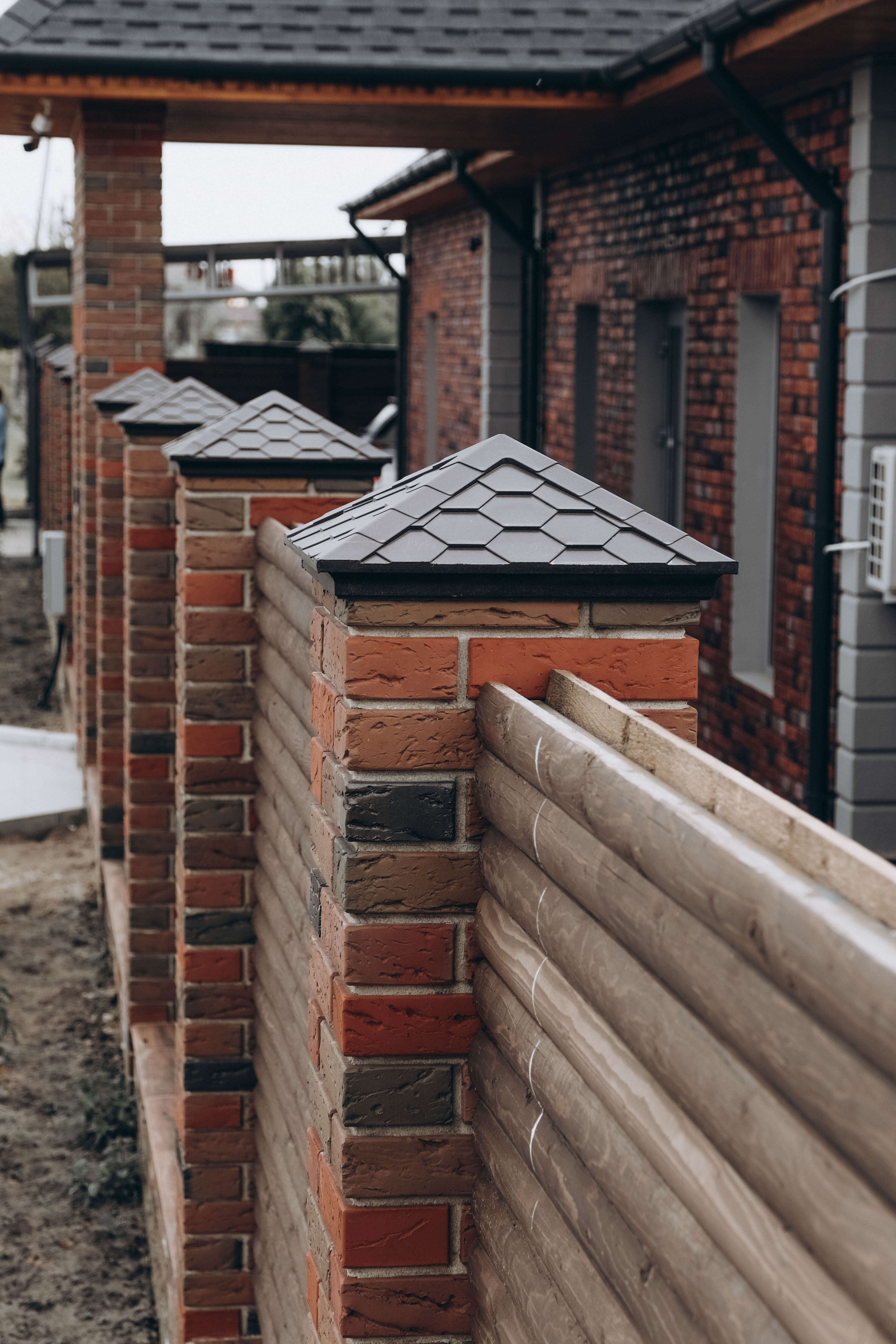 Колпак Zking Эверест Коричневый на столб 1.5х1.5 кирпича (390х390мм) в Аксубаево фото